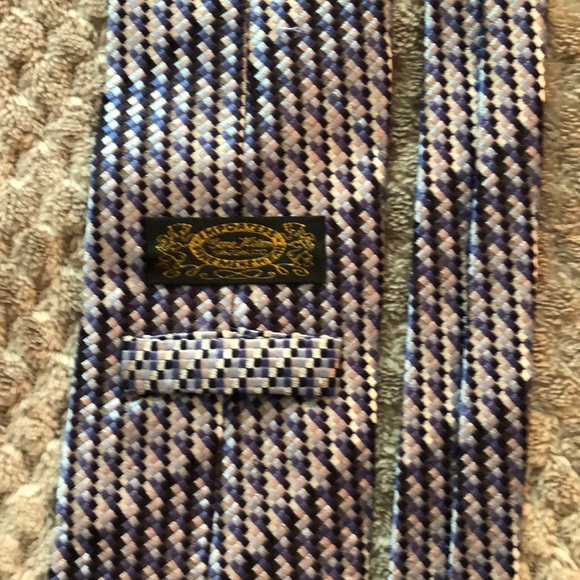 Gene Hiller luxury brand, imported tie - Picture 3 of 3